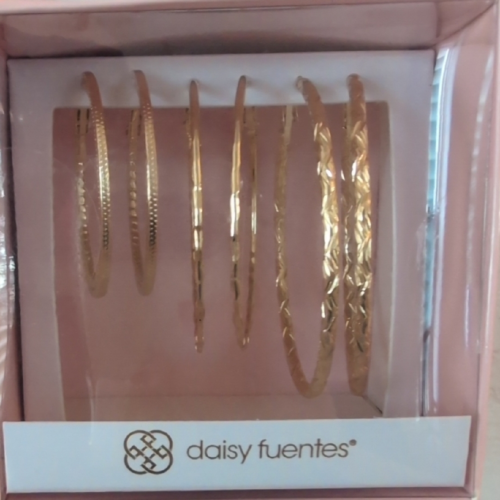 Daisy Fuentes Gold Hoop Elegant Earrings Collection